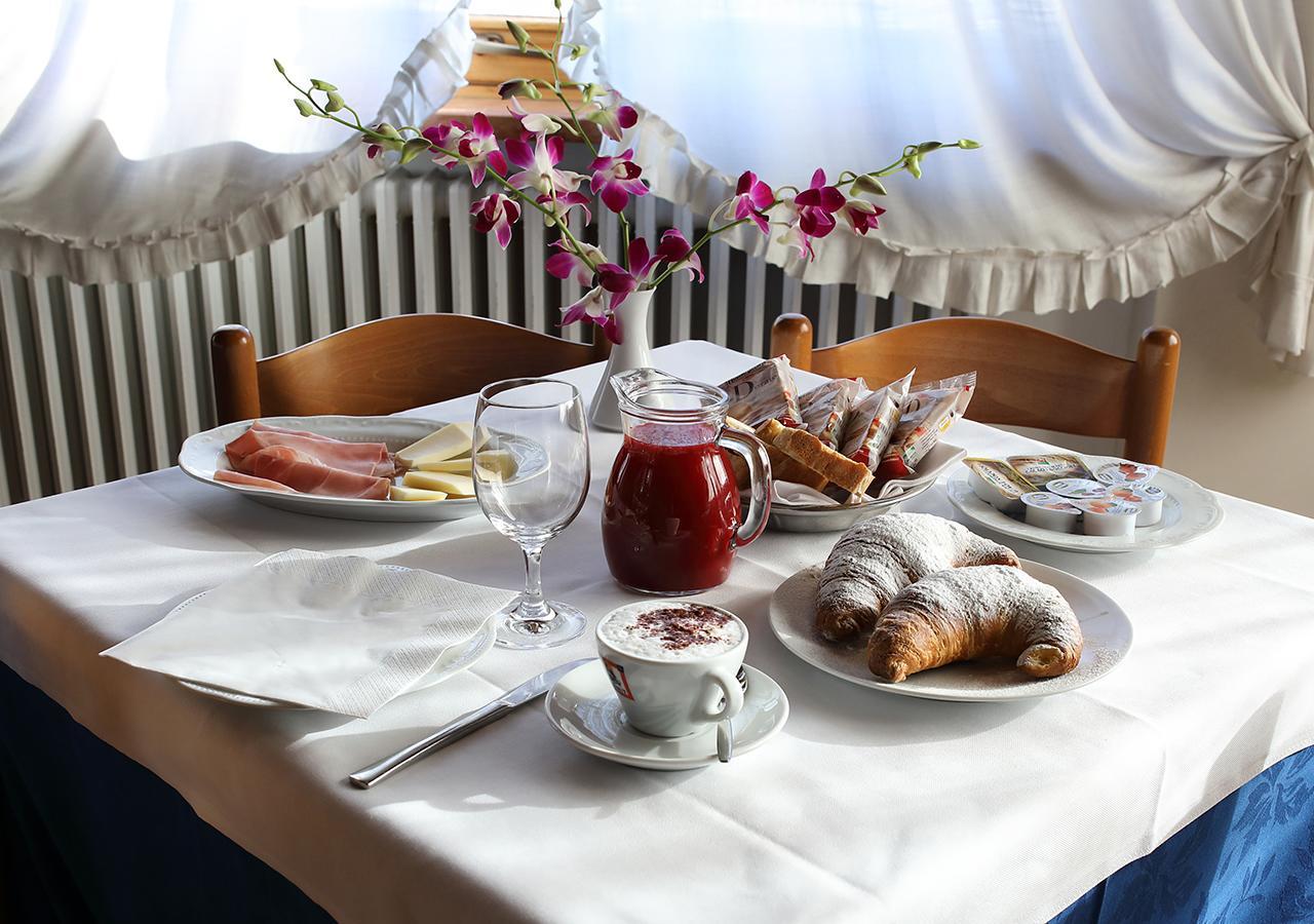 Hotel Dante 폰테 넬랄피 외부 사진